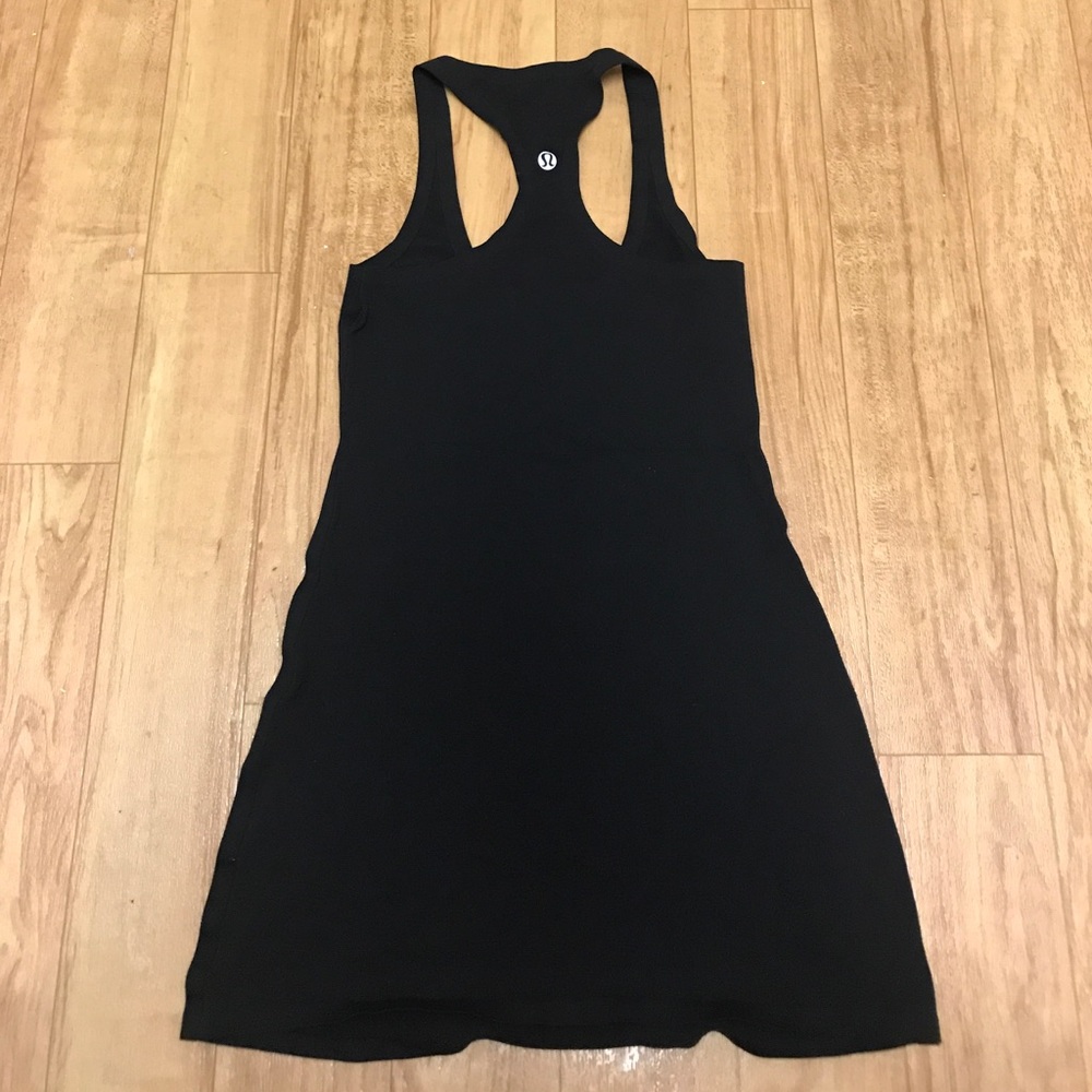 Lululemon size 2 tank